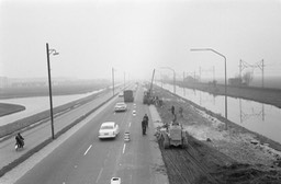 Haarlemmerweg vierbaans 24 febr. 1961